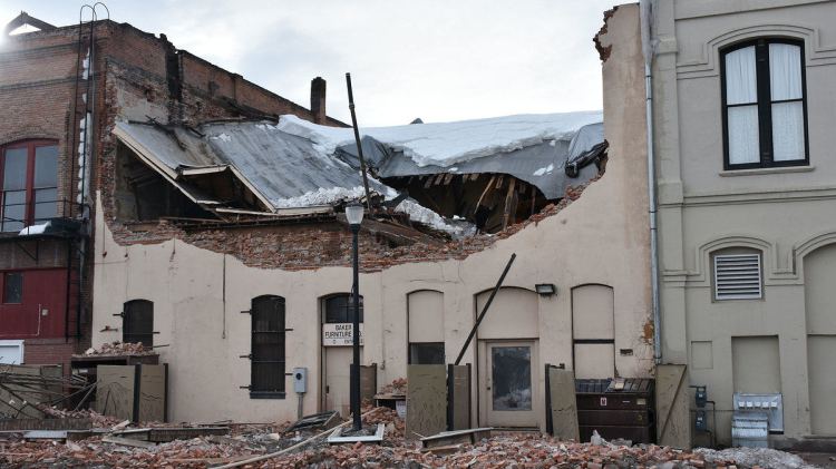 Geiser-Hotel-Extension-Damage_Timothy-Bishop